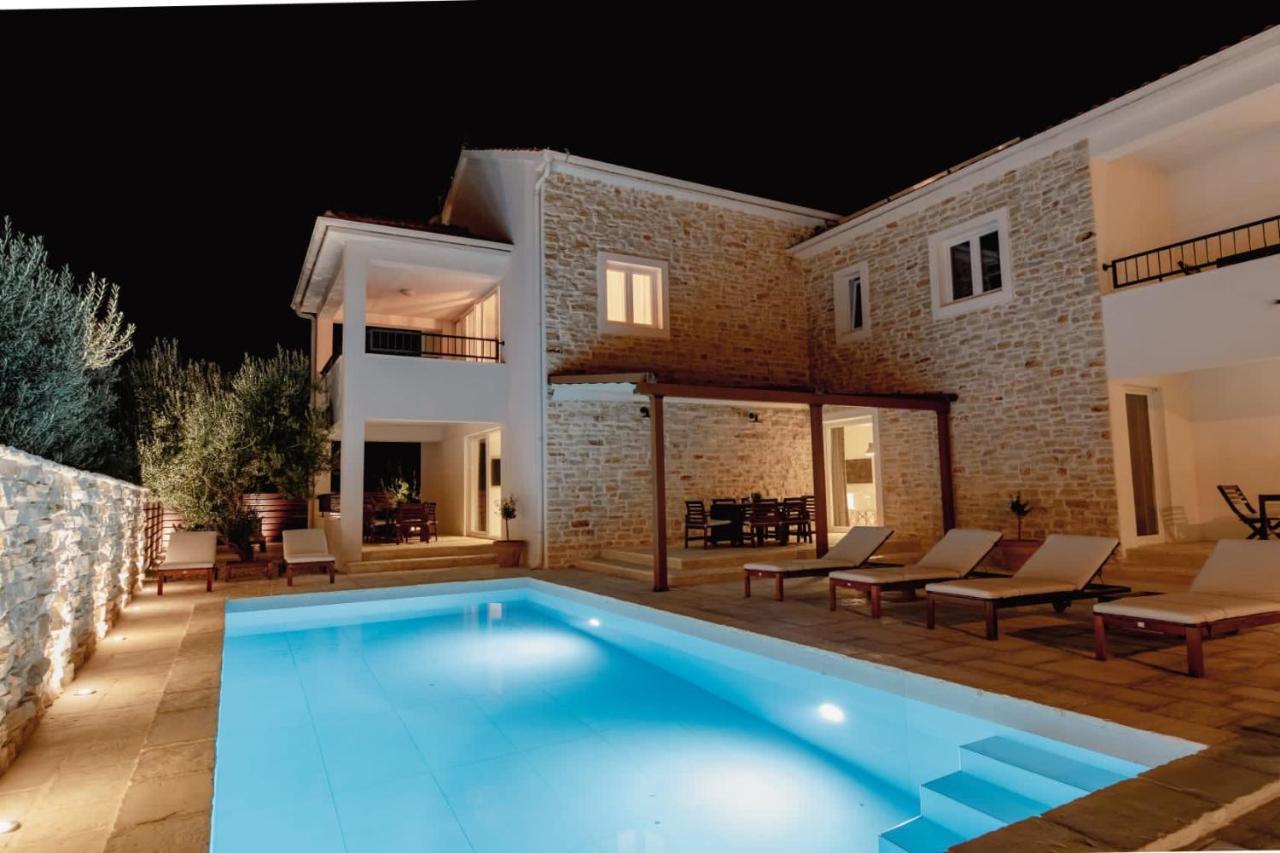 וודיצה Olive Tree Apartments מראה חיצוני תמונה